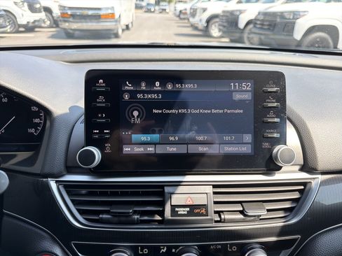 Used 2022 Honda Accord Sport image 23