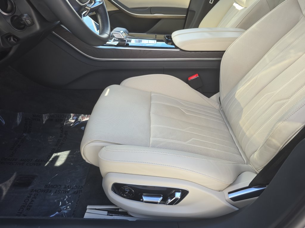 Certified 2023 Audi A8 L 3.0T w/ Comfort Plus Package AWD/4WD image 21