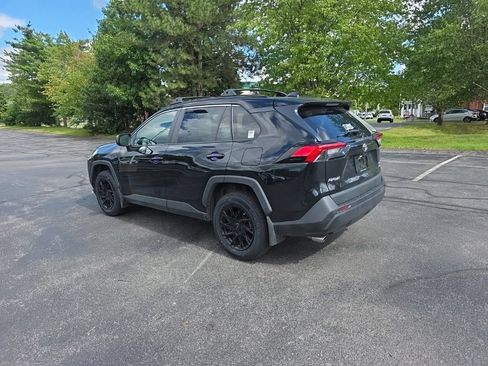 Used 2020 Toyota RAV4 LE w/ All Weather Liner Package AWD/4WD image 6