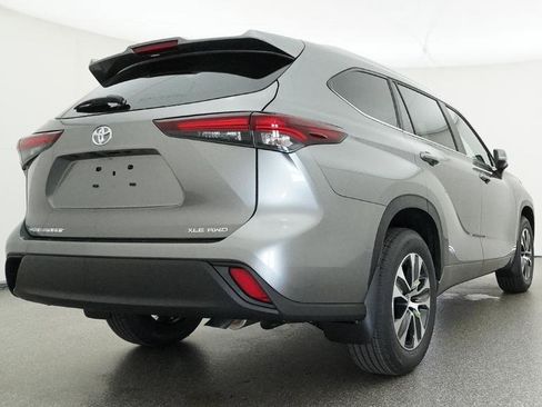New 2026 Toyota Highlander XLE AWD/4WD image 11