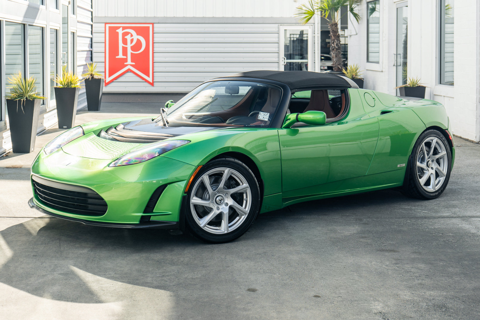 Used 2011 Tesla Roadster Sport RWD image 2