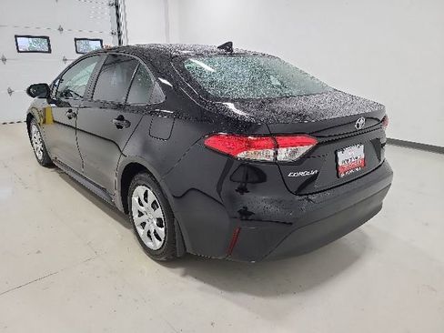 Used 2024 Toyota Corolla LE FWD image 9
