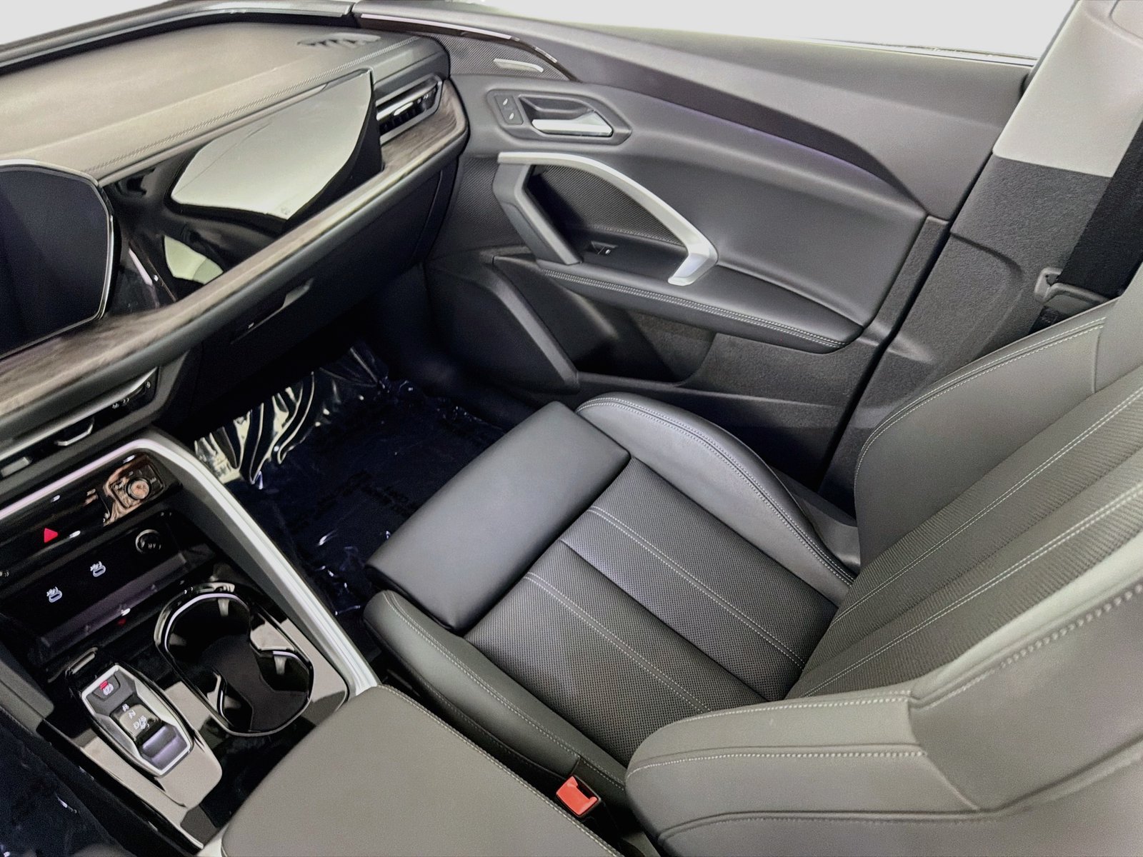 Certified 2025 Audi Q5 Premium w/ Premium Plus AWD/4WD image 25
