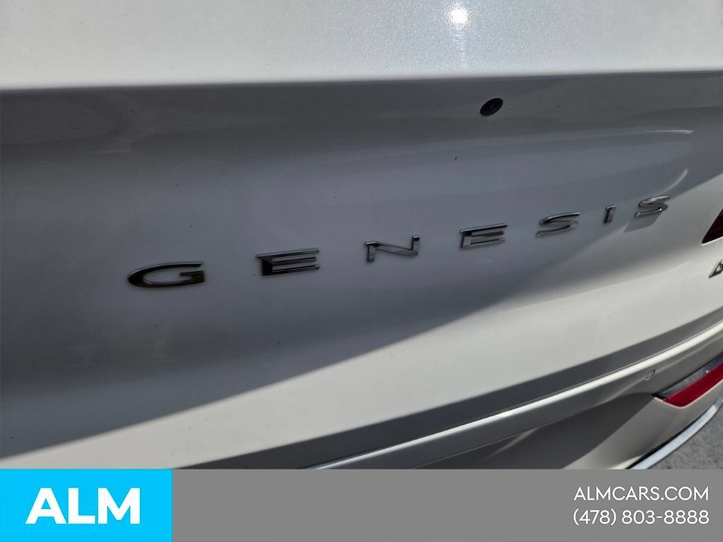 Used 2025 Genesis GV80 2.5T Standard AWD/4WD image 12