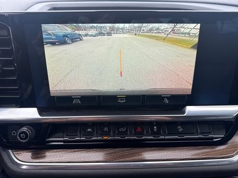 Used 2023 Chevrolet Silverado 1500 LT image 15