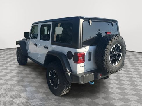 Used 2024 Jeep Wrangler Unlimited Rubicon 4xe AWD/4WD image 3