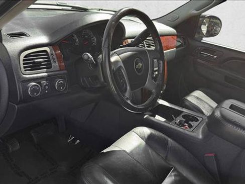 Used 2012 Chevrolet Tahoe LT AWD/4WD image 11