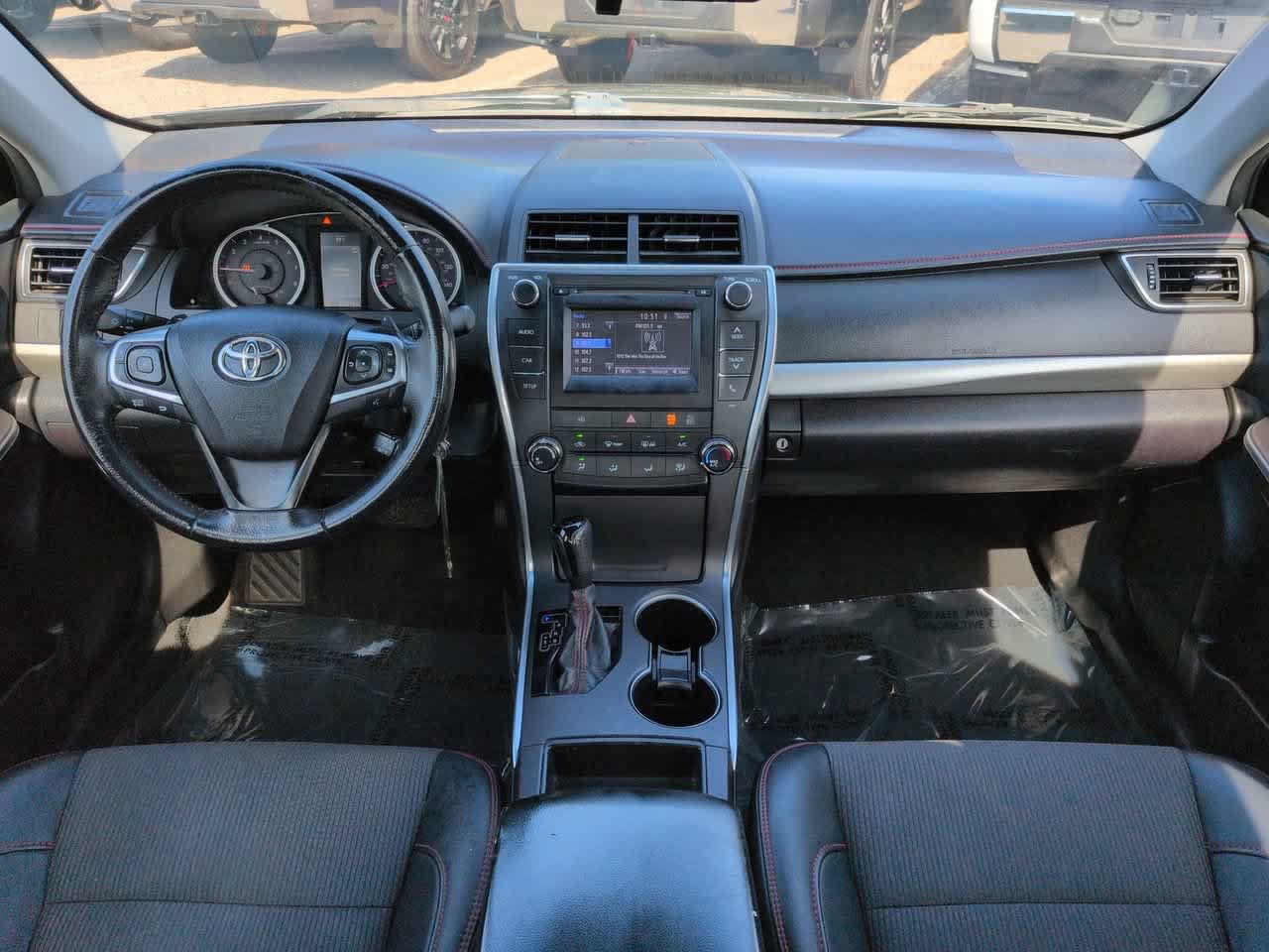 Used 2017 Toyota Camry SE FWD image 14