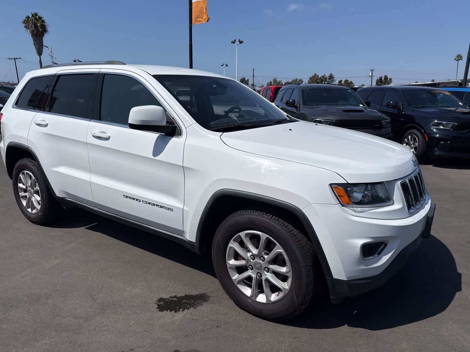 Used 2015 Jeep Grand Cherokee Laredo w/ Quick Order Package 23E RWD image 9