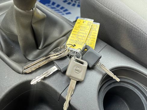 Used 2011 Suzuki Equator 2WD Extended Cab image 13