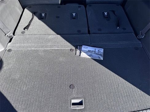 Used 2026 Chevrolet Traverse Z71 w/ Driver Confidence Package image 13