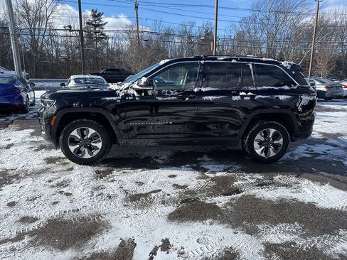Used 2022 Jeep Grand Cherokee Limited 4xe image 6