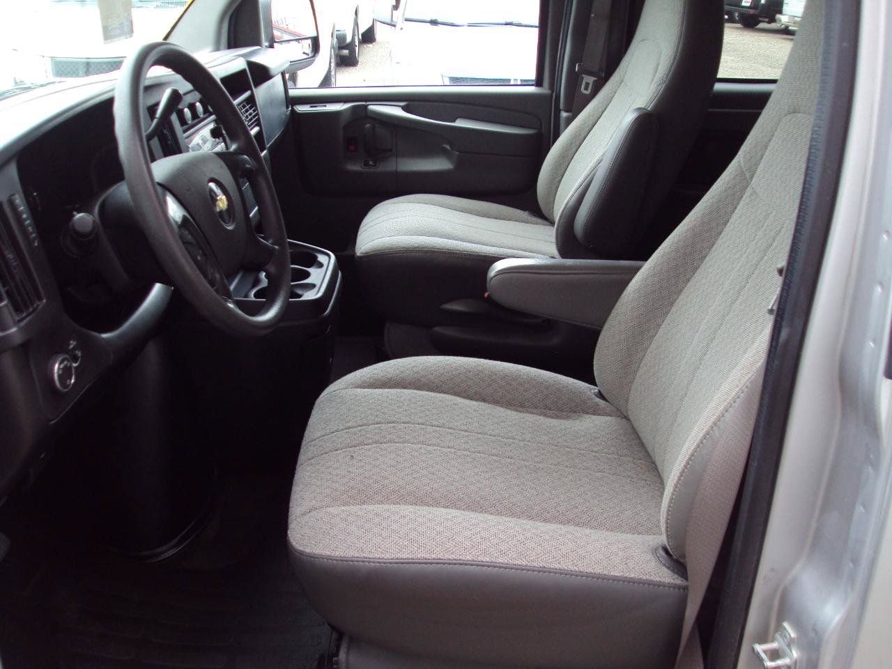 Used 2013 Chevrolet Express 1500 LT w/ LT Preferred Equipment Group AWD/4WD image 18