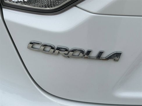 Used 2022 Toyota Corolla SE image 10