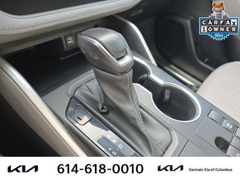 Used 2023 Toyota Highlander LE FWD image 24