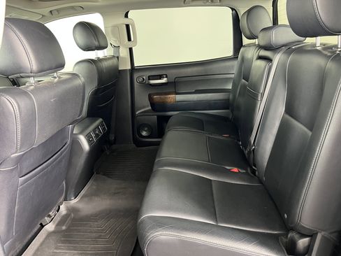 Used 2012 Toyota Tundra Limited w/ Platinum Pkg image 18