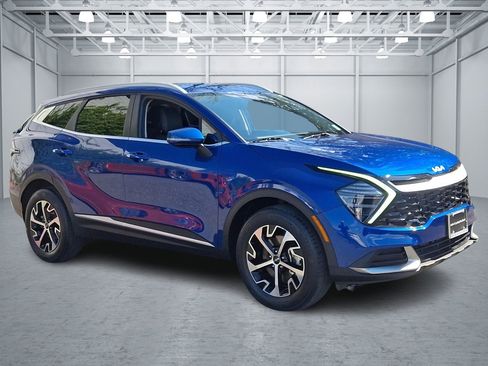 Used 2024 Kia Sportage EX image 7