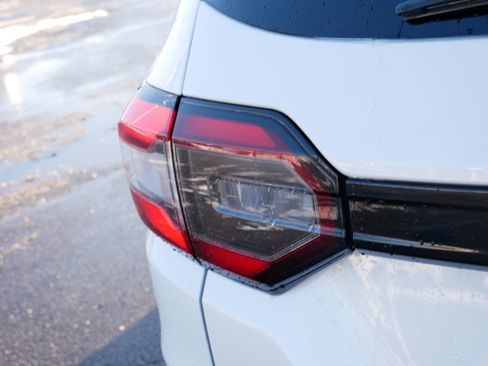 Used 2025 Honda Pilot EX-L image 17