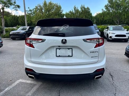 Used 2024 Acura RDX SH-AWD image 5