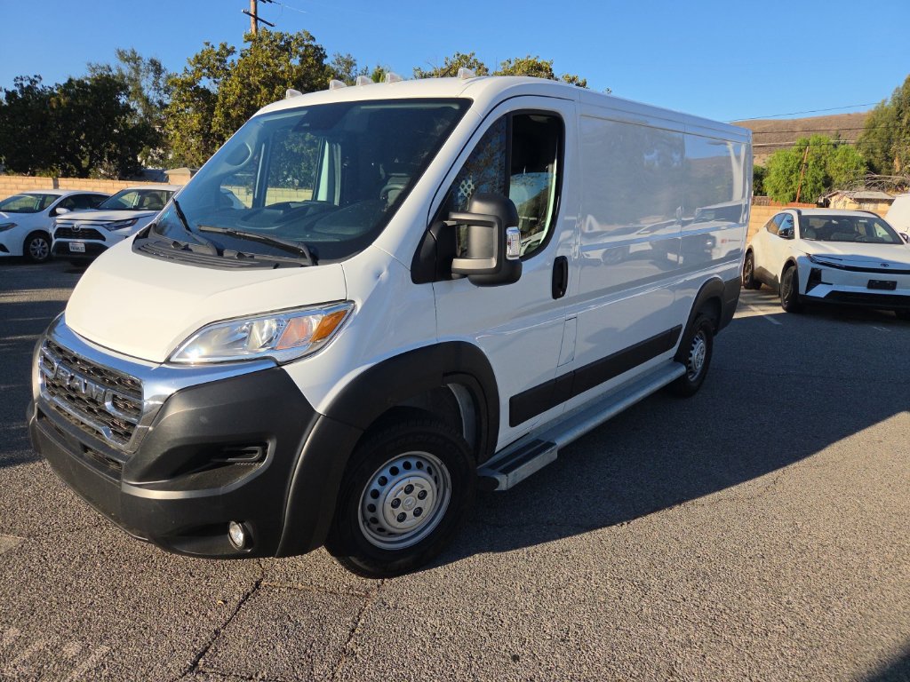 Used 2025 RAM ProMaster 2500 w/ U-Haul Equipment Group FWD image 1