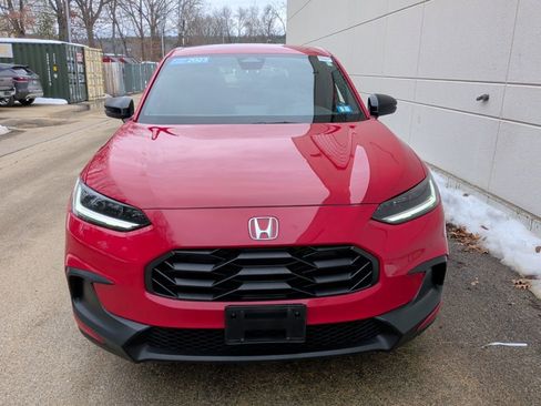 Certified 2023 Honda HR-V Sport image 3