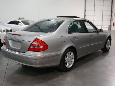 Used 2004 Mercedes-Benz E 320 Sedan image 6