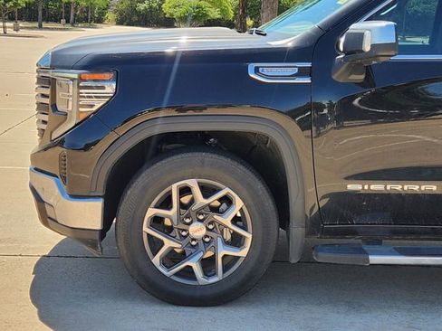 Used 2024 GMC Sierra 1500 SLT RWD image 8