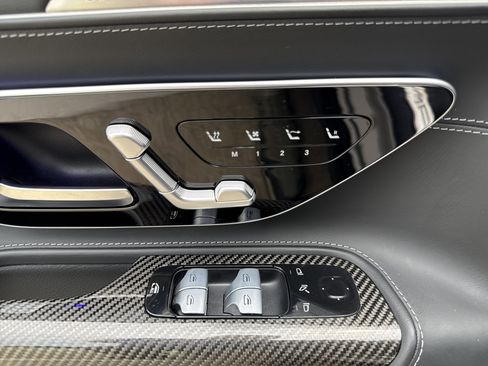 Certified 2023 Mercedes-Benz SL 63 AMG 4MATIC image 33