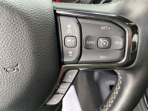 Used 2023 RAM 1500 Limited image 15
