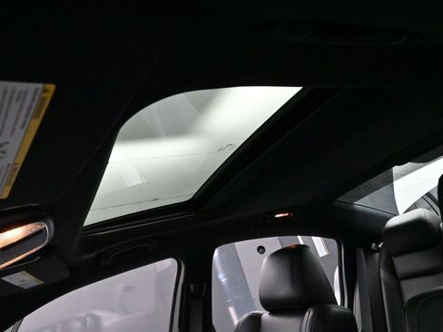 Used 2021 Dodge Charger SXT w/ Leather Interior Group image 29