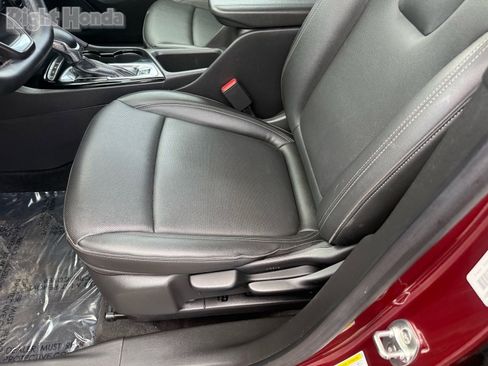 Used 2024 Buick Encore GX Sport Touring image 13