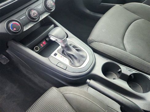 Used 2021 Kia Forte LXS image 14