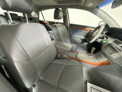 Used 2006 Toyota Avalon XLS image 23