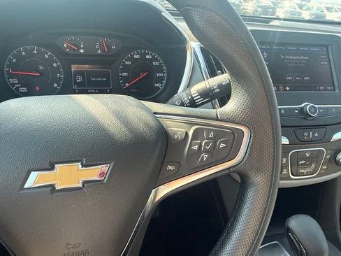Used 2024 Chevrolet Equinox LS FWD image 16