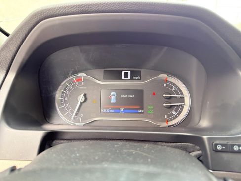 Used 2017 Honda Pilot EX-L image 12