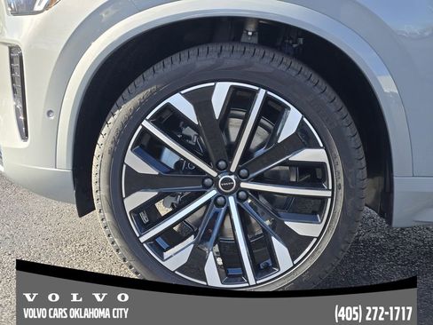 New 2026 Volvo XC90 B6 Ultra w/ Lounge Package image 10
