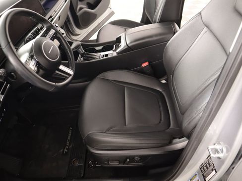 Certified 2025 Hyundai Tucson SEL AWD/4WD image 12