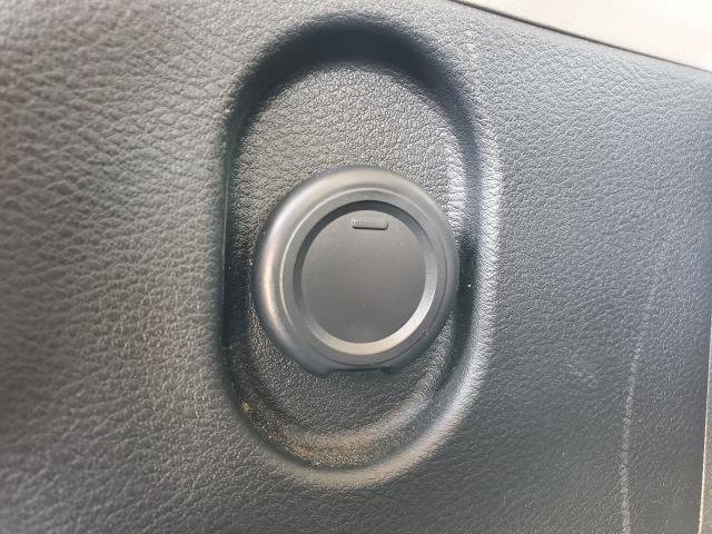 Used 2021 Nissan Rogue SL AWD/4WD image 8