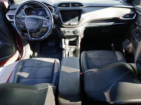 Used 2022 Chevrolet TrailBlazer RS w/ Sun and Liftgate Package image 13