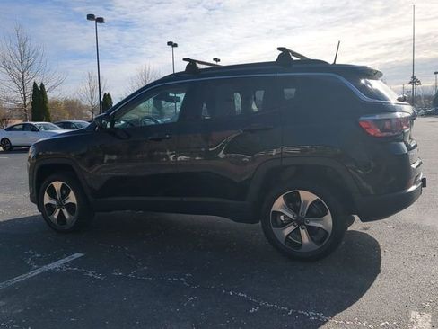 Used 2018 Jeep Compass Latitude w/ Popular Equipment Group image 6
