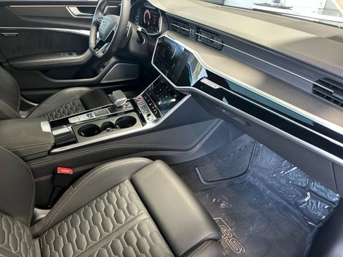 Used 2024 Audi RS 7 Performance w/ Bronze Edition AWD/4WD image 16