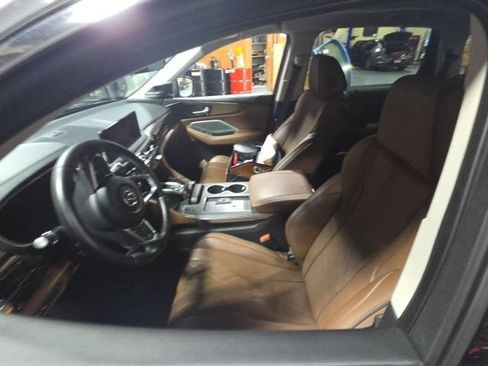 Used 2025 Acura MDX SH-AWD w/ Advance Package image 5