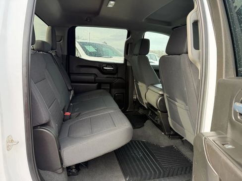 Used 2021 Chevrolet Silverado 1500 LT w/ Z71 Off-Road Package image 12