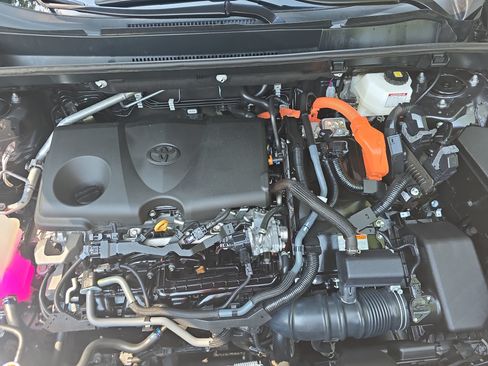 Certified 2024 Toyota RAV4 XSE AWD/4WD image 28