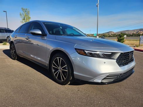 Used 2023 Honda Accord EX-L image 2