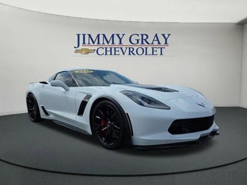 Used 2017 Chevrolet Corvette Z06 w/ Chrome Badge Package image 7