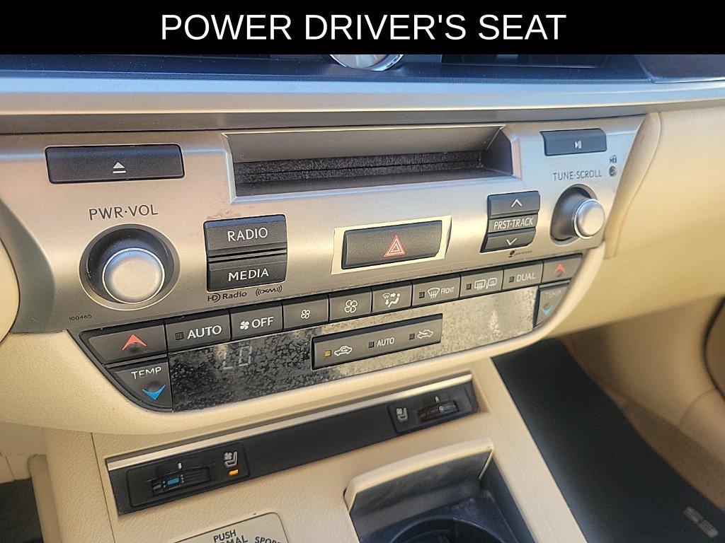 Used 2015 Lexus ES 350 w/ Premium Package FWD image 27