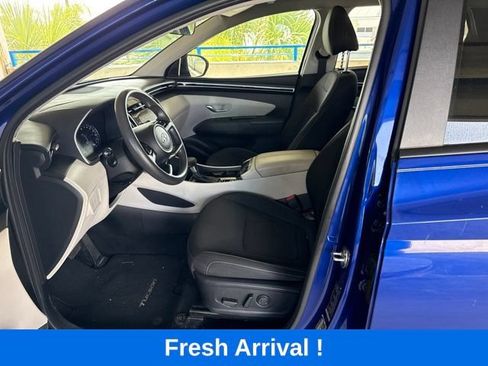Used 2024 Hyundai Tucson SEL FWD image 2