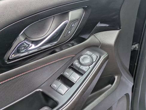 Certified 2023 Chevrolet Traverse RS image 12