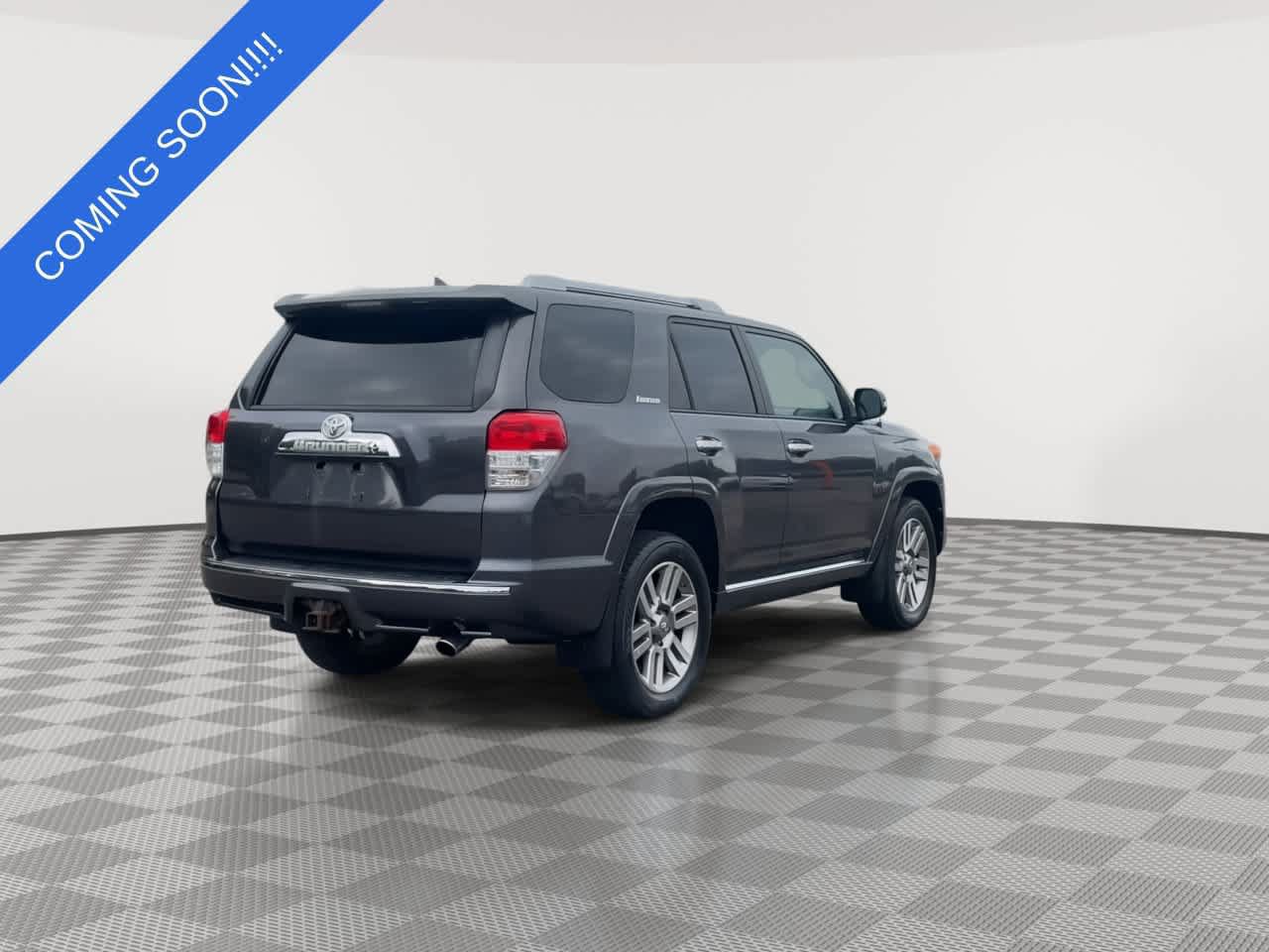 Used 2011 Toyota 4Runner Limited w/ Convenience Pkg AWD/4WD image 8